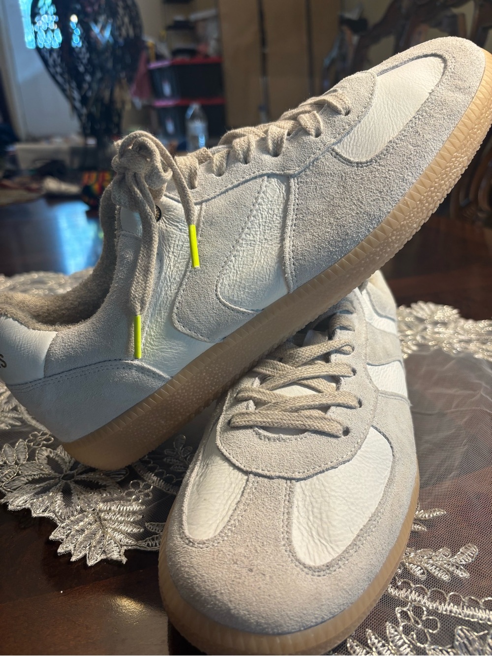 Men's Athletic Sneakers in Light Gray with Gum Sole